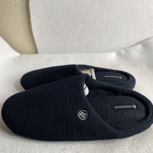 * Size 9-10 Blue Merence Slippers - Picture 8 of 12